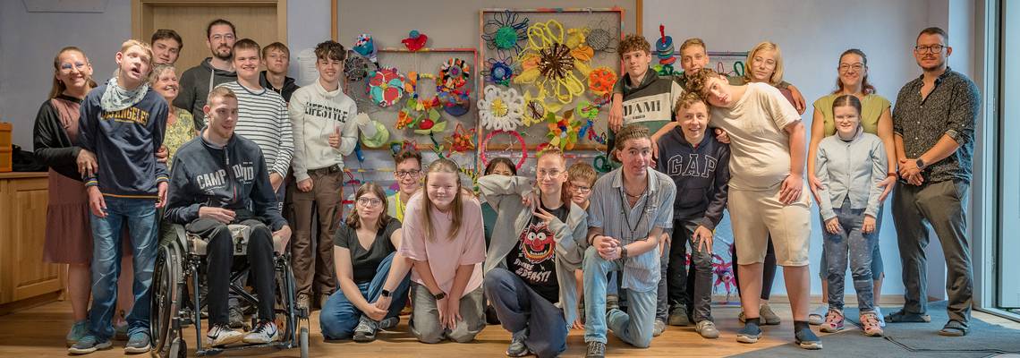 Schülerinnen und Schüler der Freien Martinssschule in Laatzen beschäftigen sich im Projekt "Die Sprache der Blumen" mit Vielfalt und Gemeinschaft.
