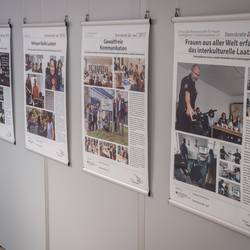 Die Ausstellung "10 Jahre Bundesprogramm Demokratie leben! in Laatzen" ist vom 26. August bis zum 6. September 2024 im Leine-Center in Laatzen zu sehen.