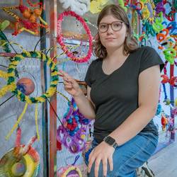 Schülerinnen und Schüler der Freien Martinssschule in Laatzen beschäftigen sich im Projekt "Die Sprache der Blumen" mit Vielfalt und Gemeinschaft.