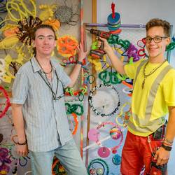 Schülerinnen und Schüler der Freien Martinssschule in Laatzen beschäftigen sich im Projekt "Die Sprache der Blumen" mit Vielfalt und Gemeinschaft.